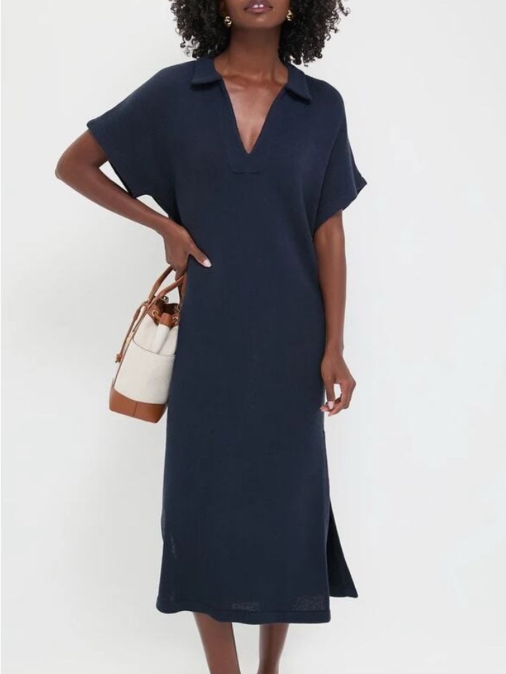 Tuckernuck Pomander Place Maren Oversized Navy Knit Midi Dress V-Neck Collar